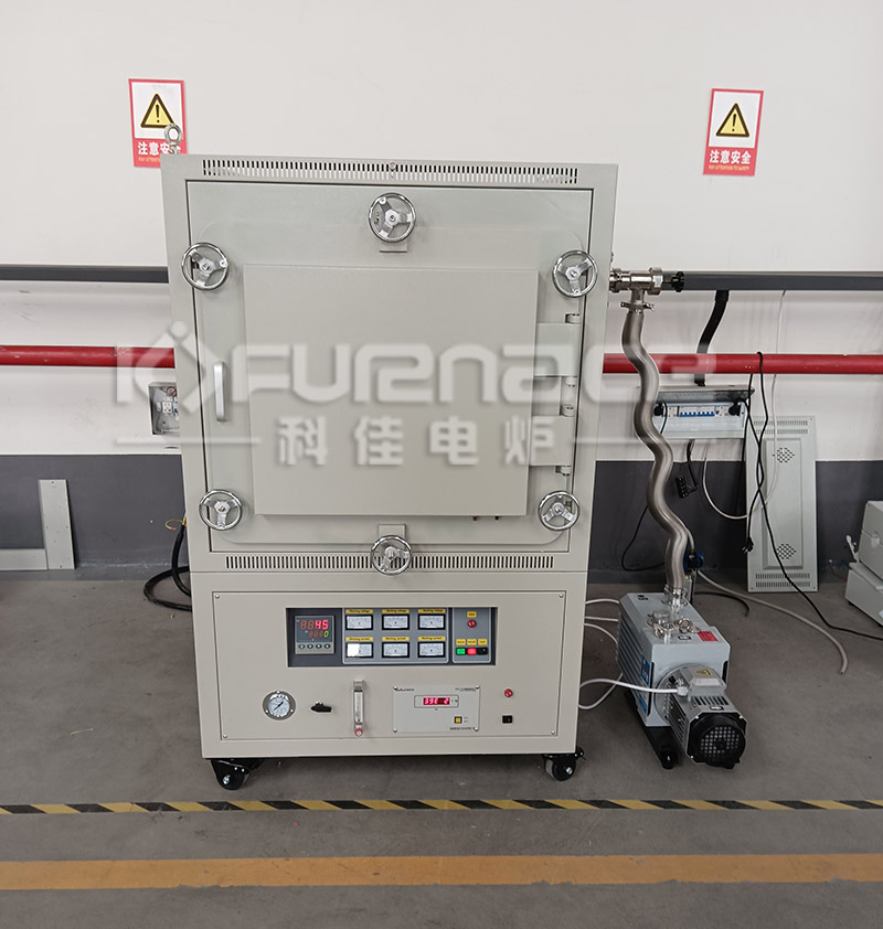 A commonly used 1600 degree vacuum box atmosphere furnace (click on the picture to view product details)