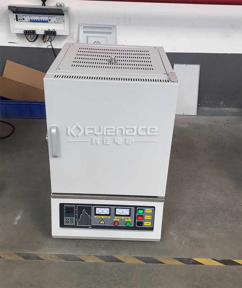 A commonly used experimental mini box furnace (click on the image to view product details)